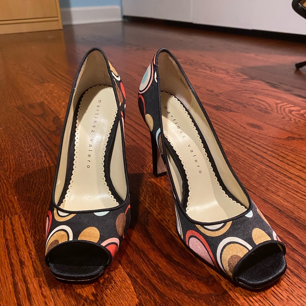 Martinez Valero Colorful Circle Pattern Heels